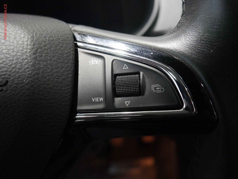 Škoda Octavia (2019) 2.0TDi, 1.maj,ČR, Style - fotka 16 z 23