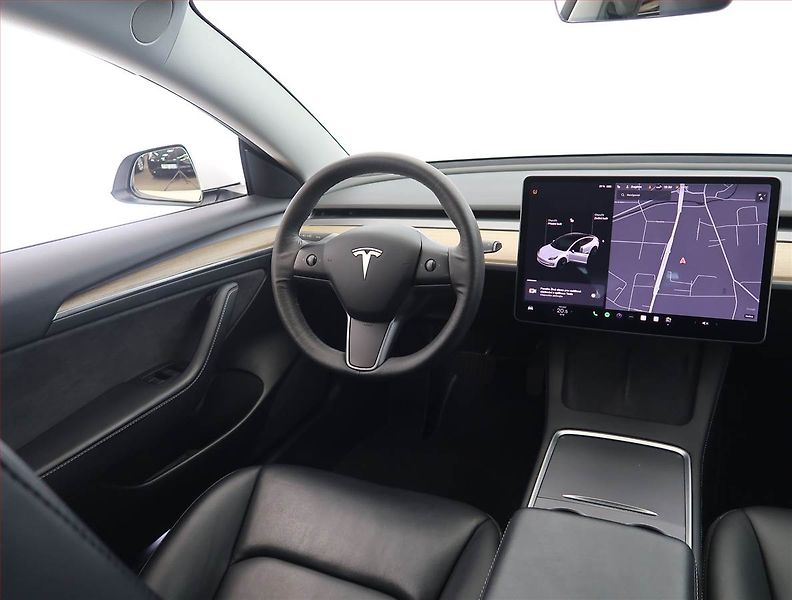 Tesla Model 3 (2021) Long Range 4WD 79kWh, SoH 81% - fotka 7 z 33