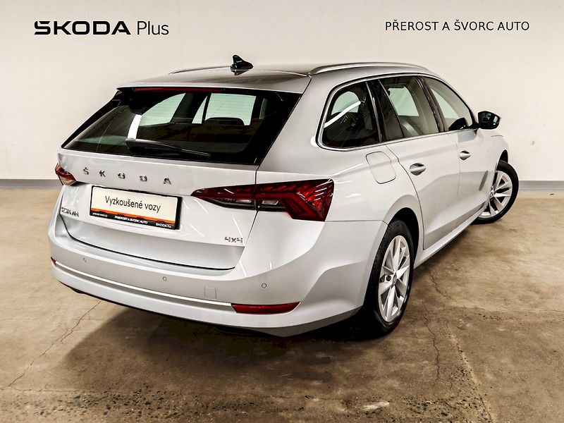 Škoda Octavia (2022) 2.0 TSI 140 kW DSG 4x4 Style P - fotka 2 z 30