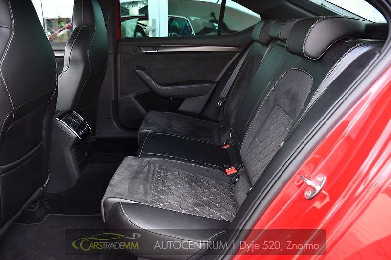 Škoda Superb 2.0TDi SPORTLINE 4X4 NEZ.TOP  - fotka 13 z 52