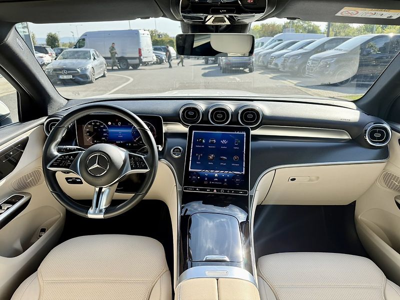 Mercedes-Benz GLC (2023) 220 d 4MATIC SUV - fotka 19 z 44