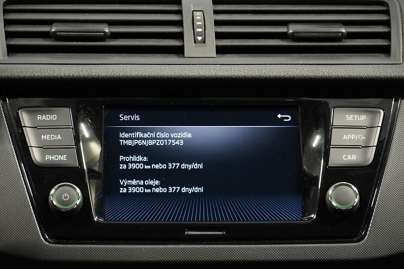 Škoda Fabia 1.0TSI 70kW,DSG,TOUR,ČR,1.MAJ - fotka 29 z 29