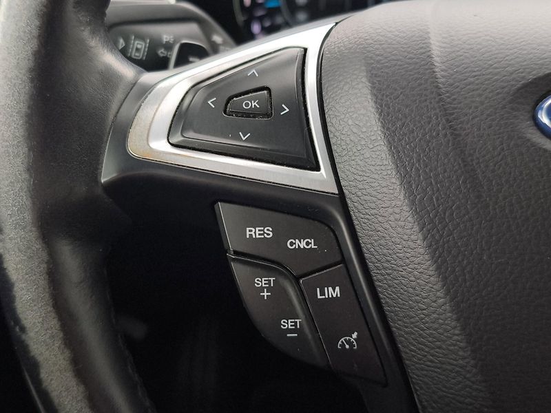 Ford Mondeo (2021) TITANIUM 4x4 2.0 EcoBlue 140kW - fotka 11 z 29