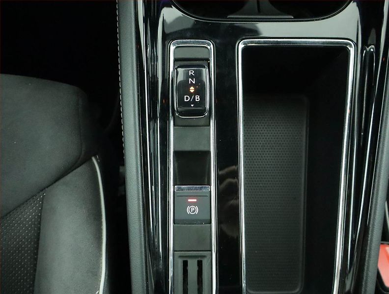 Škoda Enyaq (2023) Sportline iV 60 (62 kWh) - fotka 13 z 17