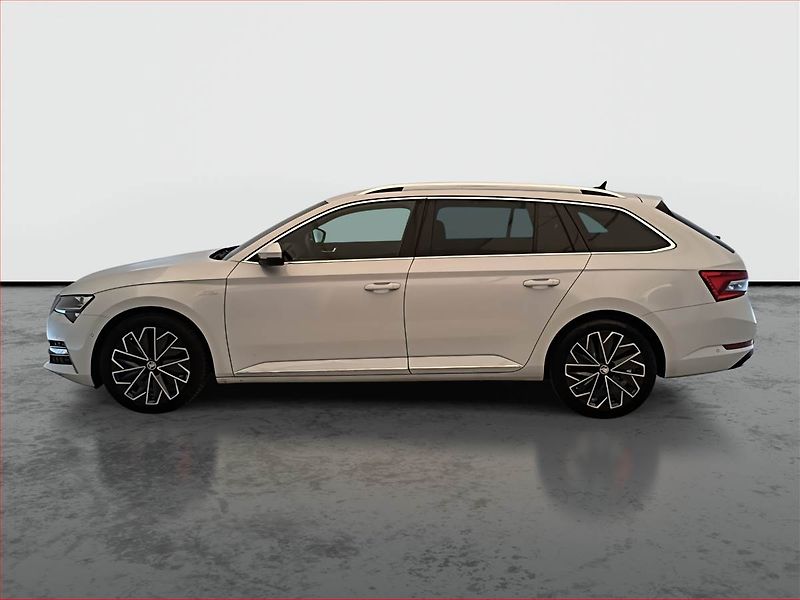 Škoda Superb (2020) Laurin&Klement iV 1.4 TSI PHEV - fotka 3 z 21