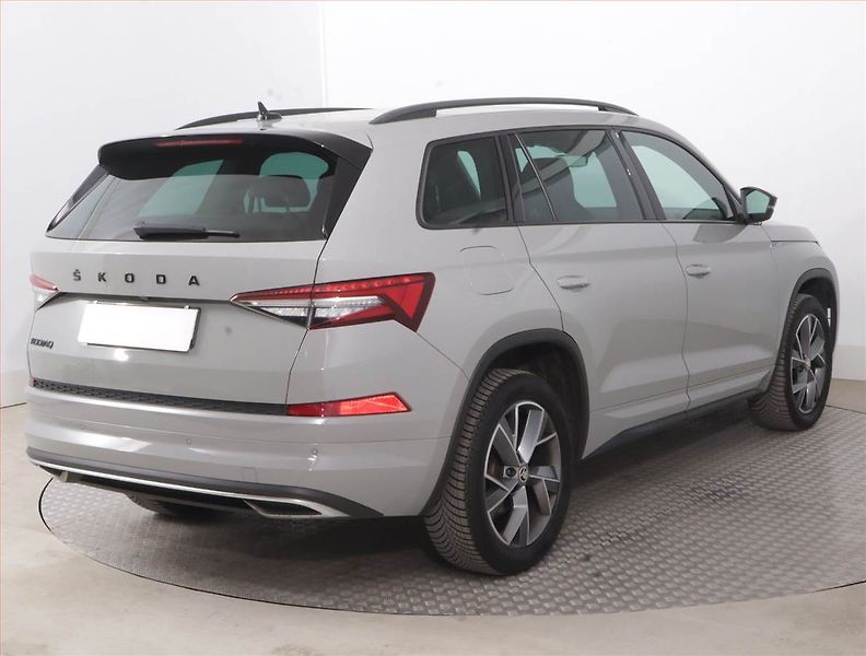 Škoda Kodiaq (2022) Sportline 1.5 TSI - fotka 5 z 18