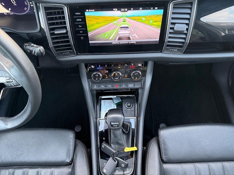 Škoda Kodiaq (2023) L&K 2.0TDI 147kW DSG 4x4 TAŽNÉ - fotka 10 z 11
