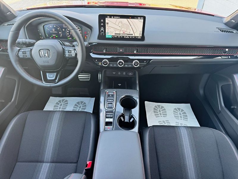 Honda Civic (2026) 2.0 e:HEV SPORT GRAY skladem - fotka 8 z 20