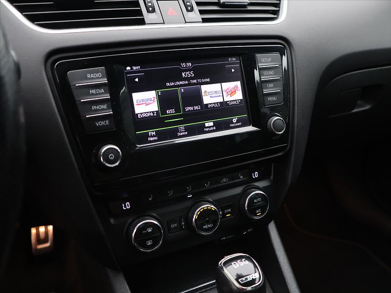 Škoda Octavia 2,0 TDI RS 135kW DSG Challenge - fotka 20 z 32