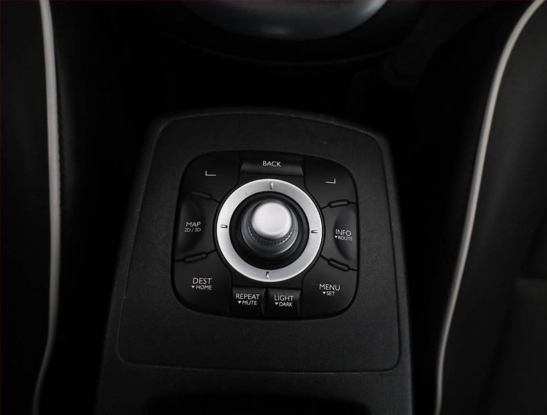Renault Grand Scénic (2012) 2.0 dCi, po STK, Tažné - fotka 12 z 17