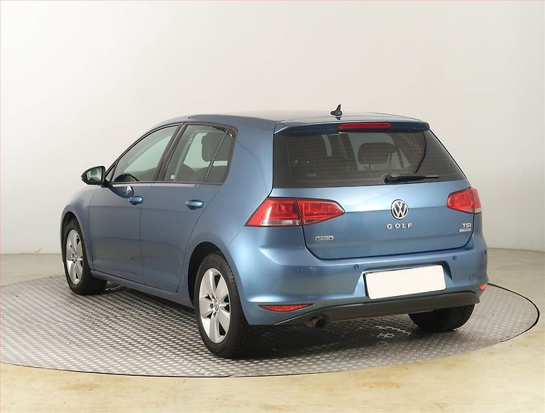 Volkswagen Golf (2013) Highline 1.2 TSI, Navi - fotka 4 z 19