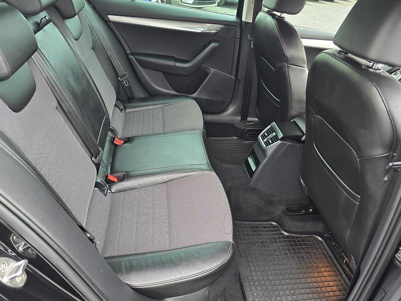 Škoda Octavia 1.4TSI 110KW Bi XENON NAVI 1Ma - fotka 18 z 30