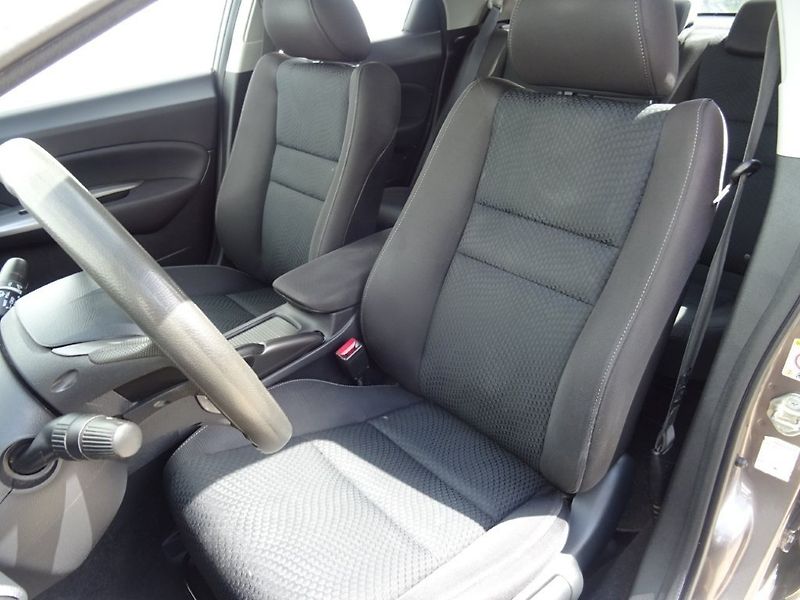 Honda Civic (2010) 1.4i,73kW,NovéČR,klima - fotka 8 z 21