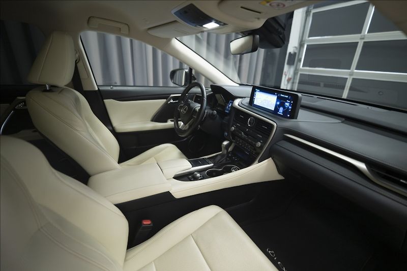 Lexus RX 3,5 AWD HYBRID 1. MAJITEL ČR - fotka 7 z 50