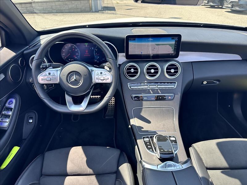 Mercedes-Benz Třídy C C 200 KABRIOLET AMG Linie - fotka 9 z 12