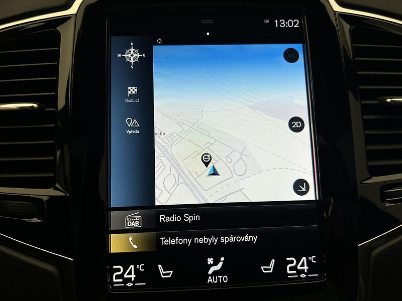 Volvo XC90 B5 AWD INSCRIPTION AUT 7 MÍST - fotka 30 z 50