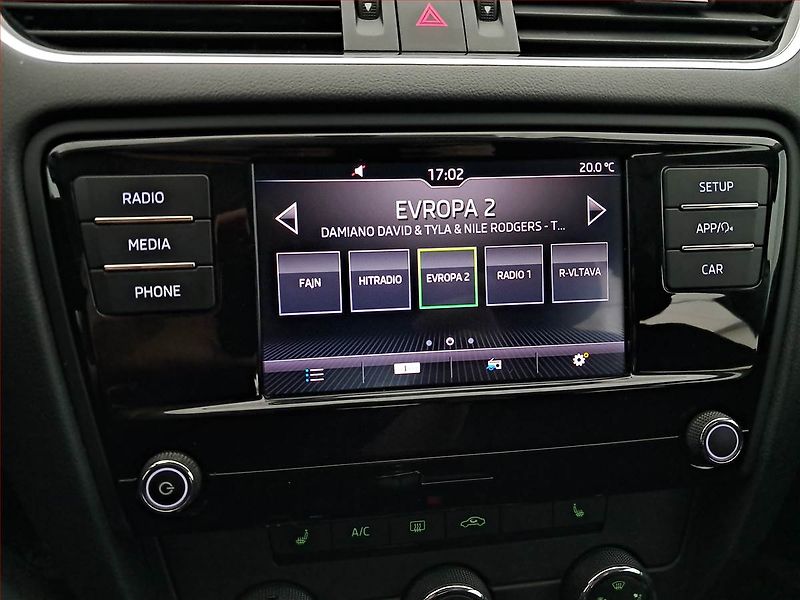 Škoda Octavia (2018) Ambition 1.4 TSI, ČR,1.maj - fotka 12 z 18