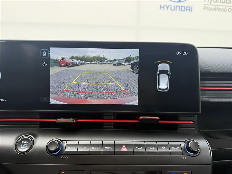 Hyundai Kona 1,6 T-GDI 125kW DCT N-Line 4WD - fotka 14 z 22