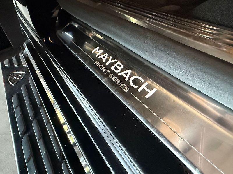 Mercedes-Benz EQS 680 4MATIC MAYBACH SUV - fotka 30 z 30