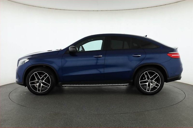 Mercedes-Benz GLE (2018) 350 d 4MATIC - fotka 3 z 20