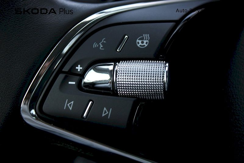Škoda Karoq (2022) 2.0 TDI 110 kW Style - fotka 12 z 25