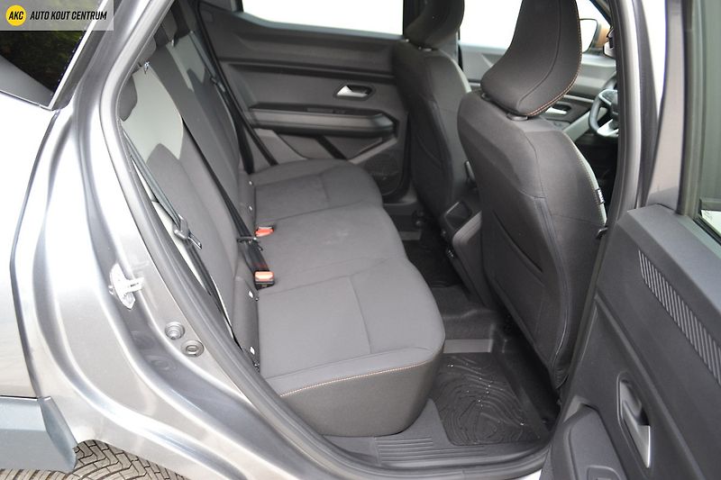 Dacia Duster EXTREME TCE 130 4x4 - fotka 17 z 55