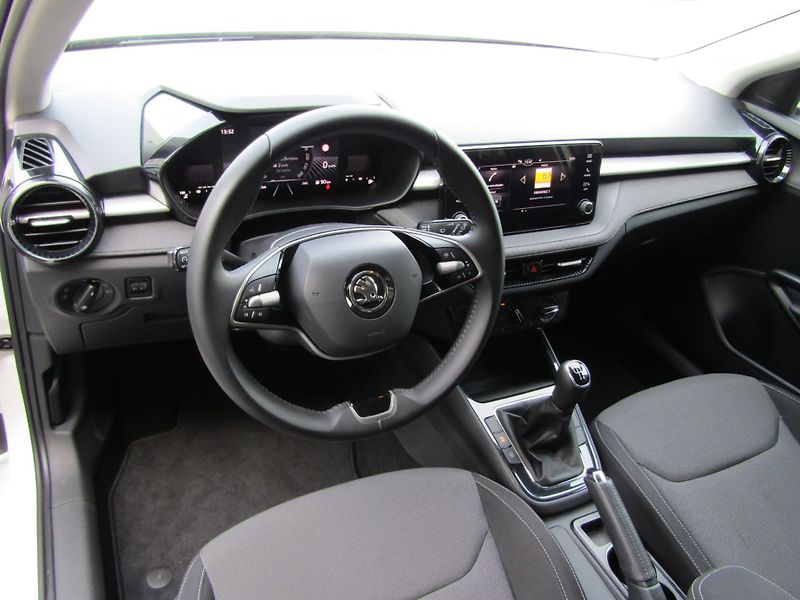 Škoda Fabia IV Selection 1.0 MPI /59 kW - fotka 5 z 30