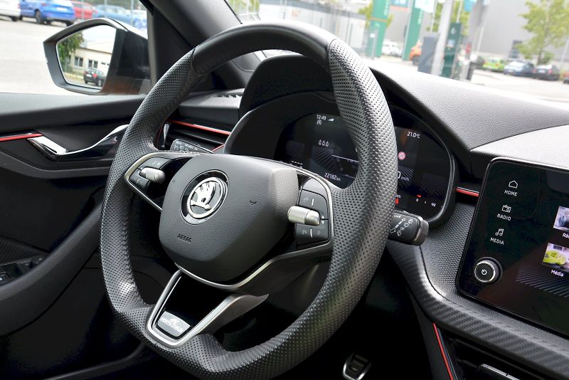 Škoda Kamiq (2024) 1.5 TSI 110 KW Monte Carlo - fotka 15 z 25