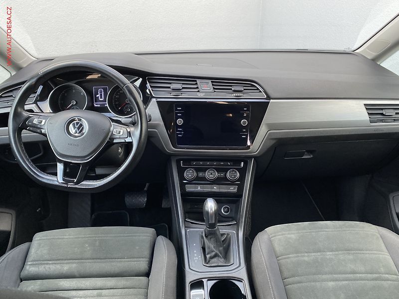 Volkswagen Touran (2021) 2.0 TDi, Comfortline, DSG, - fotka 8 z 19