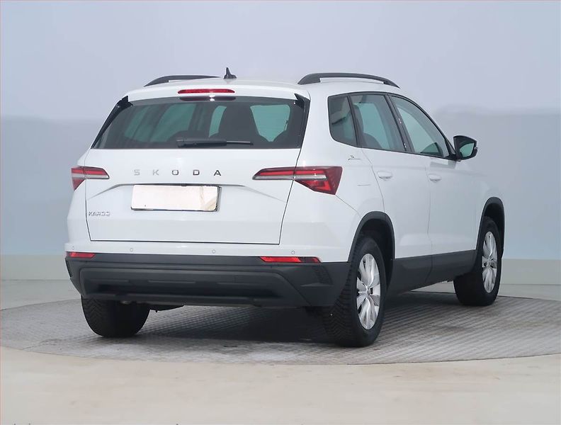 Škoda Karoq (2024) Fresh 1.5 TSI - fotka 5 z 21