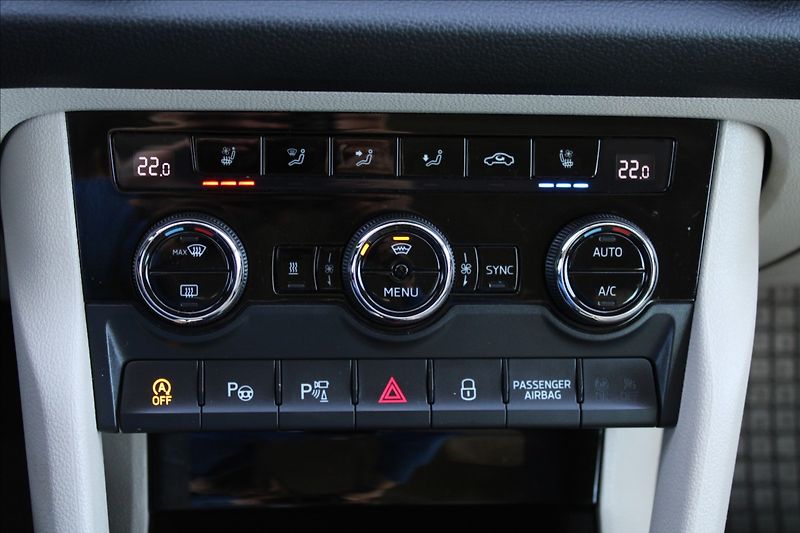 Škoda Kodiaq 2,0 TDI  7.MÍST,A/T,4x4,STYLE - fotka 19 z 45