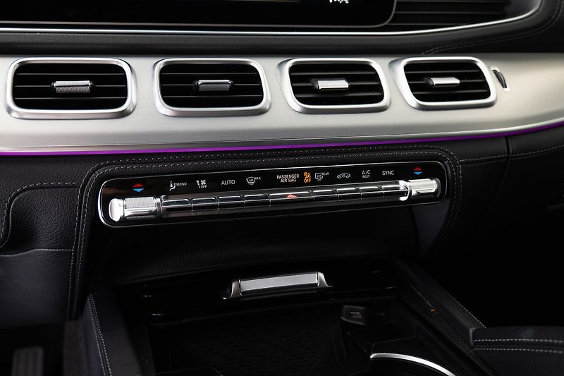 Mercedes-Benz GLE 400d 4MATIC Burmester/Vzduch/3 - fotka 14 z 22