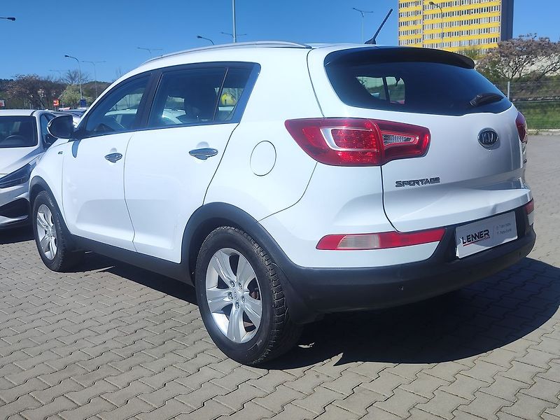 Kia Sportage 2.0 CRDi/100kW 4x4 ČR - fotka 7 z 28