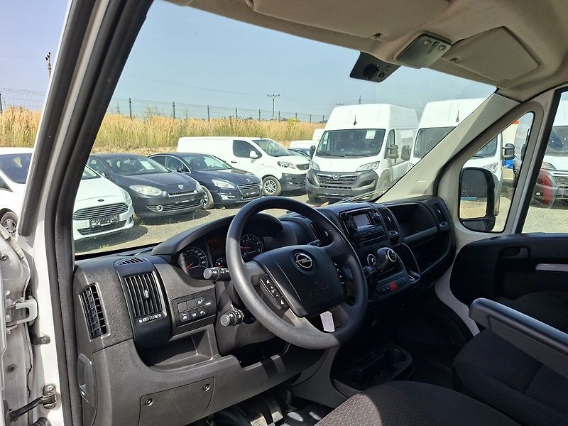 Opel Movano FG 4350 L4H3 2,2 CDTi 165k M6 - fotka 13 z 19