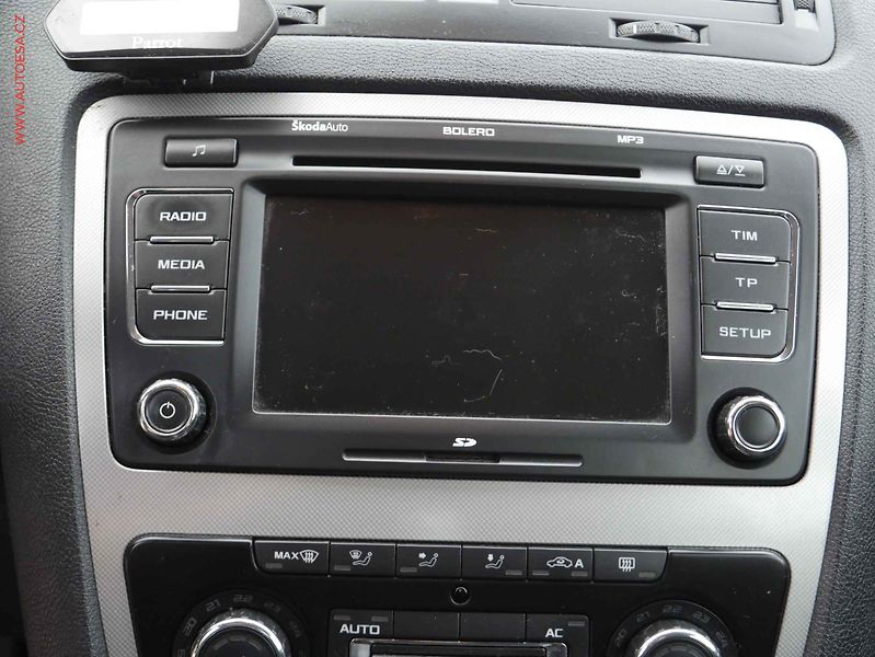 Škoda Octavia (2009) 2.0 TDi, ČR, servis.kniha - fotka 12 z 18