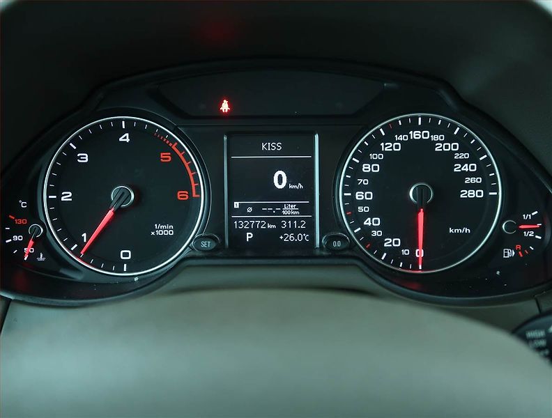 Audi Q5 (2016) 2.0 TDI, Automat, Serv.kniha - fotka 11 z 21
