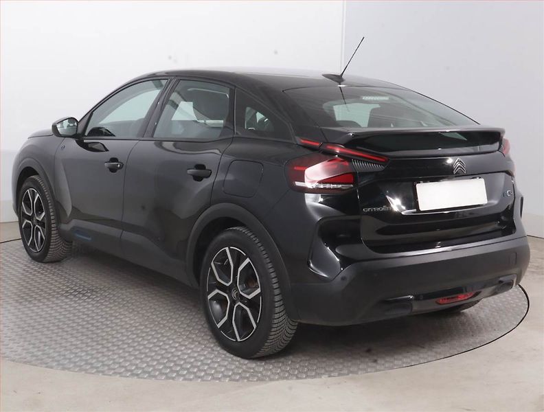 Citroën ë-C4 (2022) Feel Pack 50 kWh, SoH 90% - fotka 4 z 18