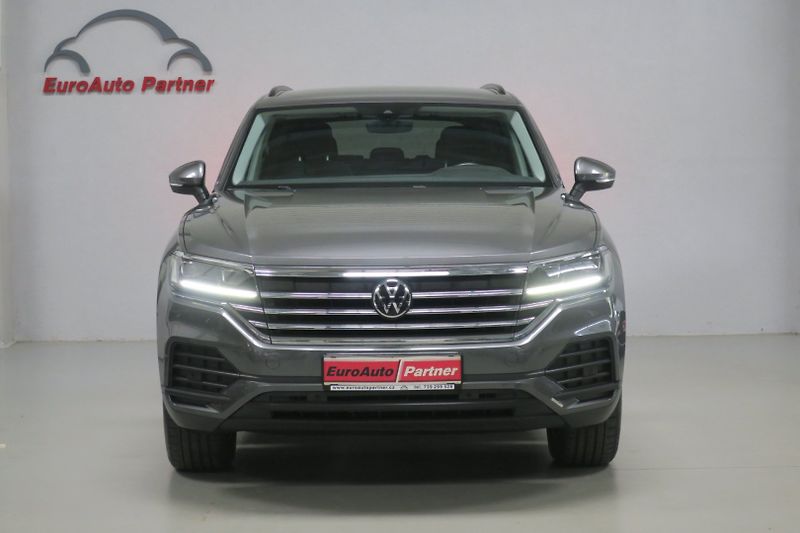 Volkswagen Touareg (2022) 3,0 TDI V6 ČR tažné 3,5t - fotka 6 z 50