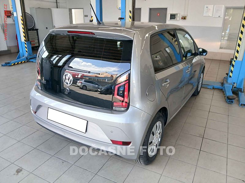Volkswagen up! (2018) 1.0MPi, AT, AC, temp - fotka 2 z 3