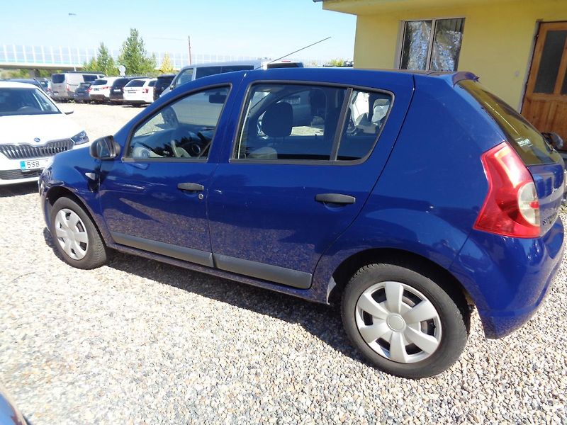 Dacia Sandero 1,4 - fotka 7 z 13