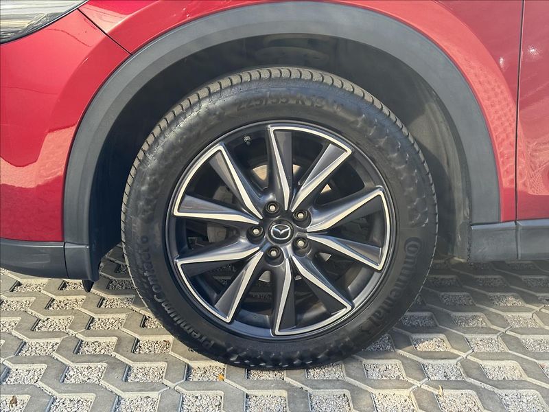 Mazda CX-5 2,2 Sky-D Revolution TOP AWD A - fotka 29 z 31