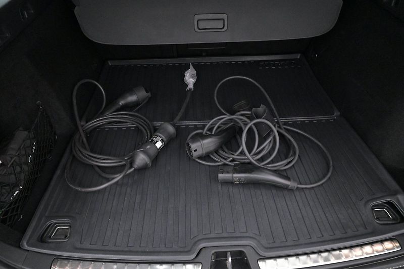 Volvo V60 Recharge T6 AWD Core Bright - fotka 22 z 22
