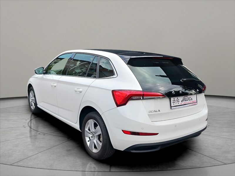 Škoda Scala 1,5 TSI 110kW DSG7, PANORAMA - fotka 4 z 24