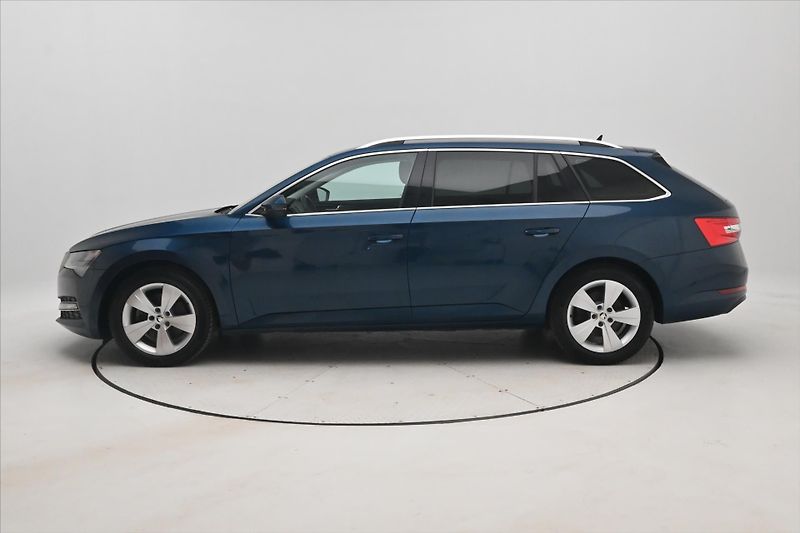 Škoda Superb 2,0 TDI 110kW DSG Style Záruka - fotka 8 z 33