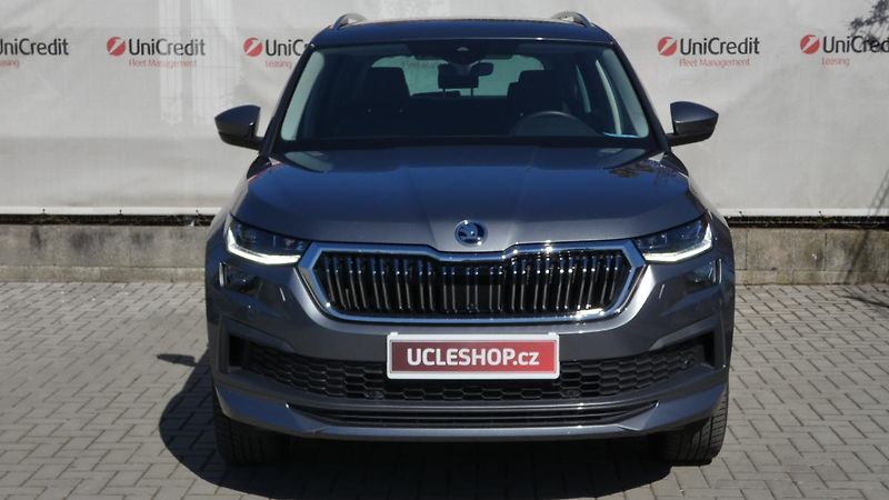 Škoda Kodiaq 2,0 TSI 140 kW L&K 4x4 DSG - fotka 2 z 26