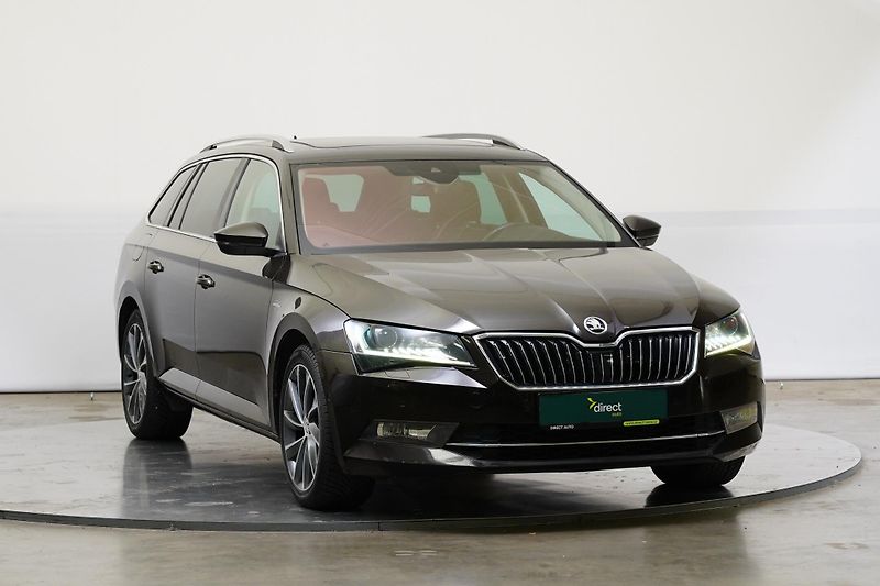 Škoda Superb - fotka 8 z 30