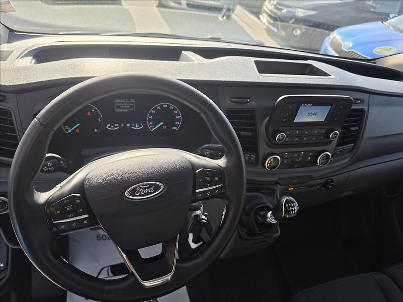 Ford Transit Custom 2,0 TDCi 96KW L2H1 - fotka 11 z 38