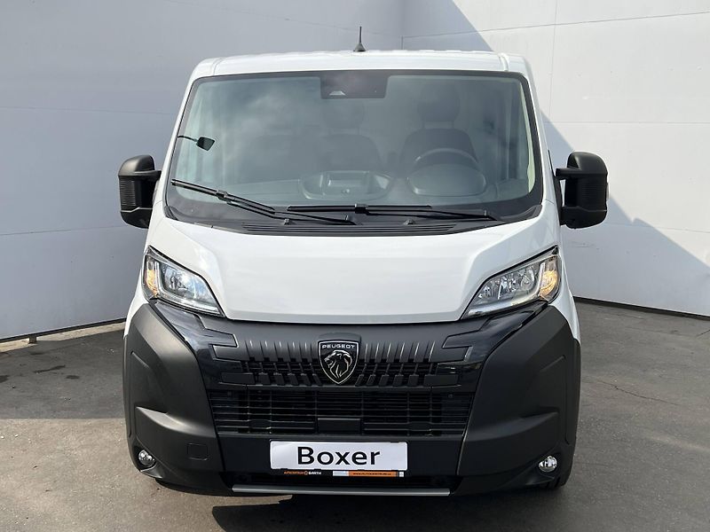 Peugeot Boxer (2026) 3000 L2H1 S&S MAN6 2,2 BlueHDi - fotka 2 z 7
