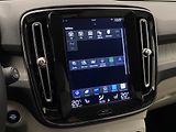 Volvo XC40 D4 AWD INSCRIPTION REZERVACE - náhled 38