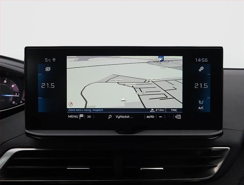Peugeot 5008 (2021) Allure 1.5 BlueHDi - fotka 17 z 25